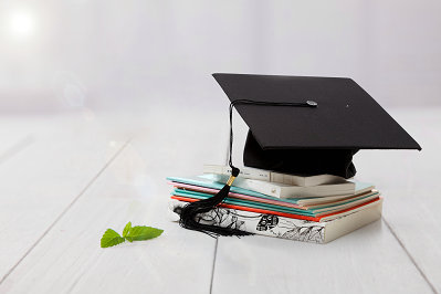 中央財(cái)經(jīng)大學(xué)在職研究生證書(shū)含金量